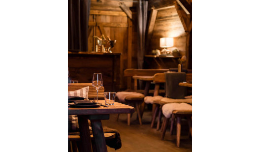 plush74 bavarian hut style berlin 3