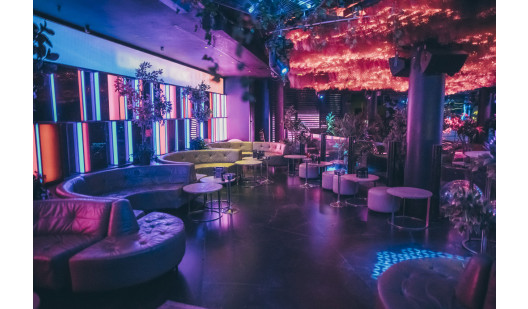 plush74 berlin glam club 2