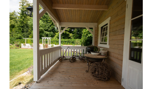 plush74 berlin house film photo shoot brownstone garden advertising family garage scout location 9