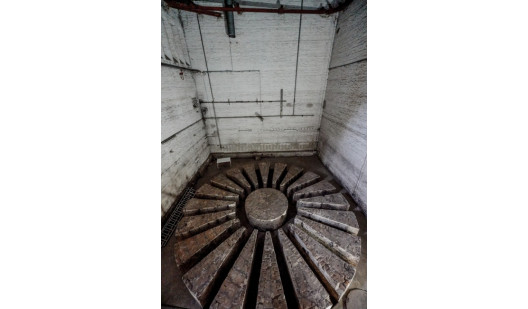 plush74 berlin warehouse industrial gallery art location film photo event scout 21