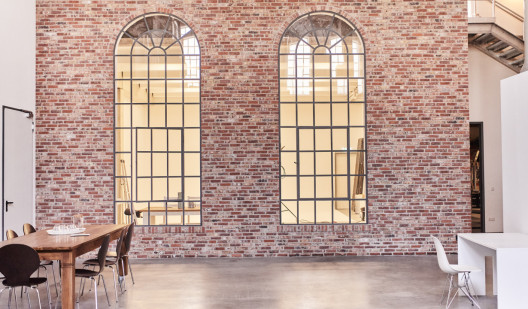 plush74 brick meets white studio 1