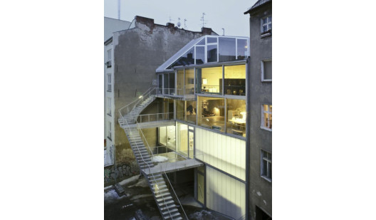 plush74 brutalist health space berlin 1