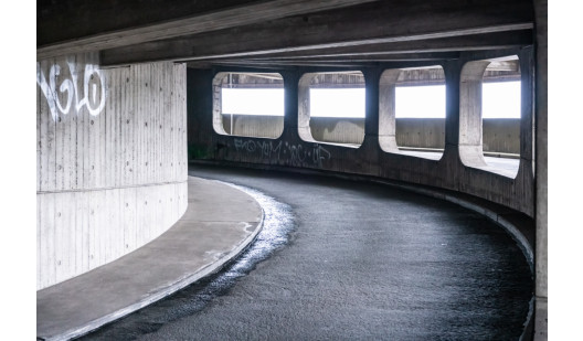 felpa74 aparcamiento brutalista berlin 29 (2)