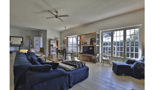 plush74 casa gretzky1 2 (1)