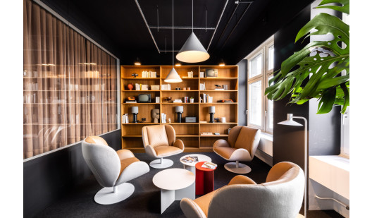 plush74 central workspace charm 14