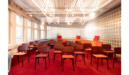 plush74 central workspace charm 4