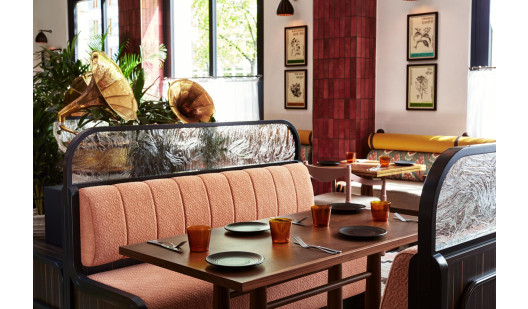 plush74 charlottenburg039s elegant modern retreat 4