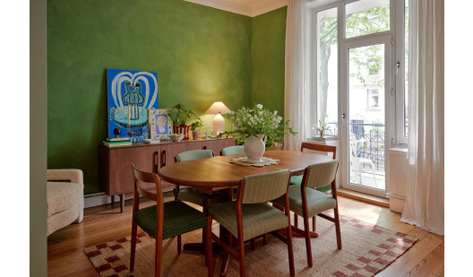 plush74 colourful hamburg apartment 2