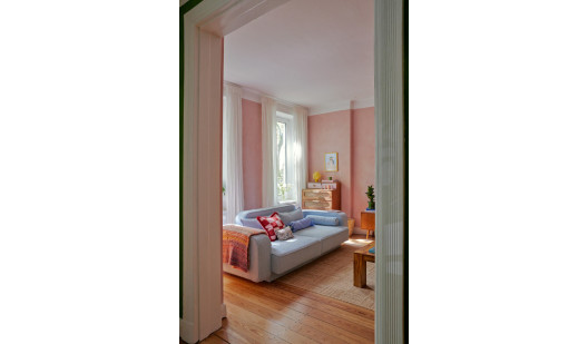 plush74 colourful hamburg apartment 4