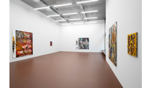 plush74 contemporary white space 4