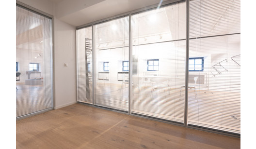 plush74 cool harbour showroom 14