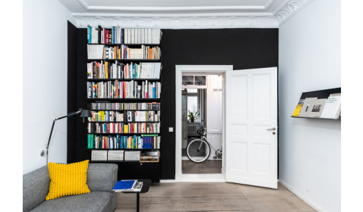 plush74 elegant bw apartment 29