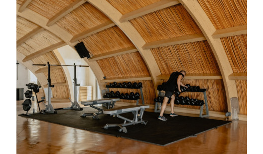 plush74 film photo event hotel greece luxury acro gym00001