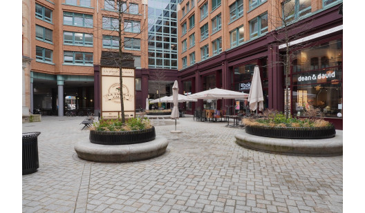 plush74 film photo event location hamburg germany streets bleichenhof13