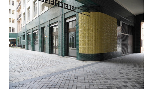 plush74 film photo event location hamburg germany streets stadthof9