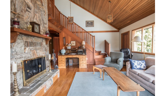 plush74 film photo event location lakefront lakehouse unique bc canada 18