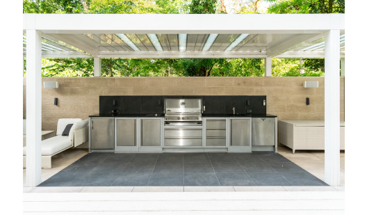 plush74 film photo shooting location scouting barn pool house apartment12