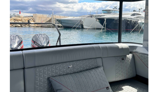 plush74 film photo shooting location scouting luxury boat sea3