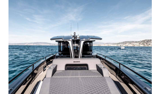 plush74 film photo shooting location scouting luxury boat sea4