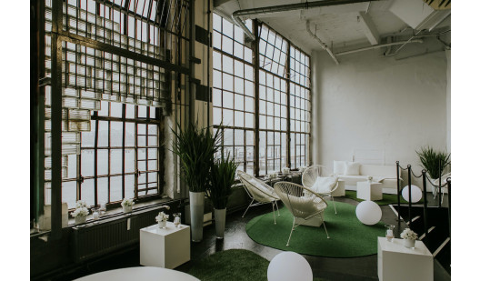 plush74 glass event space 1