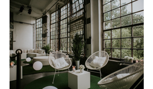 plush74 glass event space 2