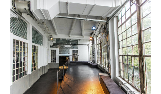 plush74 glass event space 3