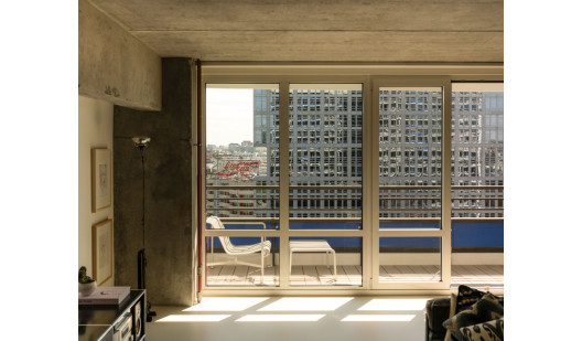 plush74 highrise apartment over berlin 1