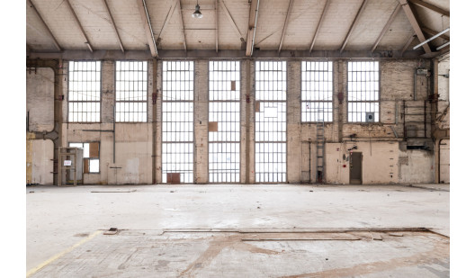 plush74 industrial charm west 40