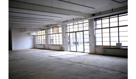 plush74 industrial light spaces berlin 1