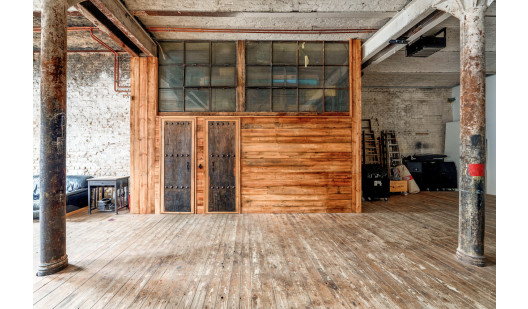 plush74 industrial photo studio berlin 2