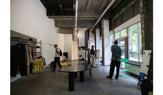 plush74 industrial pop up berlin1 1 (1)