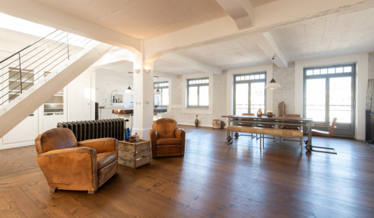 plush74 industrial rooftop loft dusseldorf 4