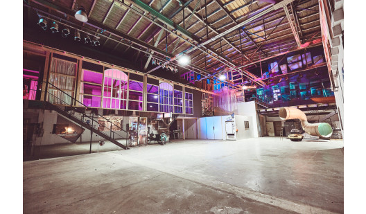 plush74 industrial spacious event hall 1