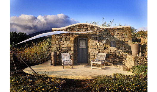 plush74 island villa dory 1