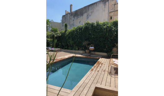 plush74 italy apulia location rent shoot film photo historic palazzo pool courtyard 12