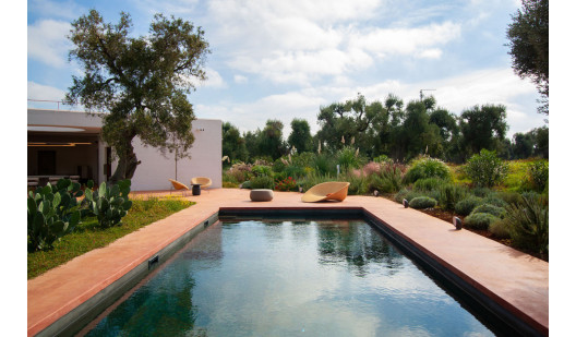 plush74 italy apulia location rent shoot film photo modern villa pool rooftop 13