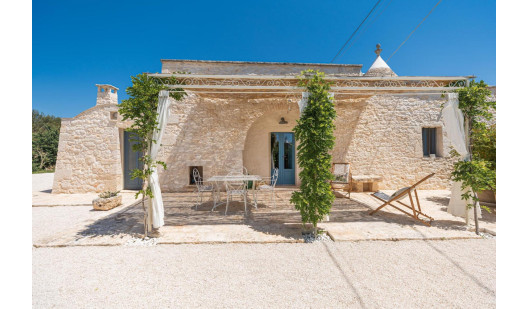 plush74 italy apulia location rent shoot film photo villa trullo pool garden 18