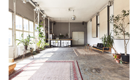 plush74 kaos berlin 5