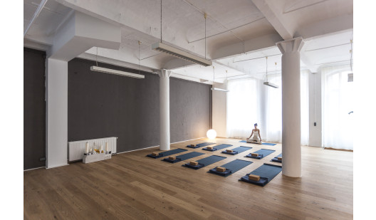 plush74 kreuzberg healing space 2