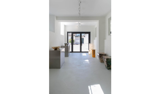 plush74 lake side showroom 4(1)