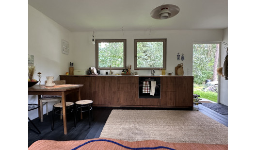 plush74 lakeside bungalow 2