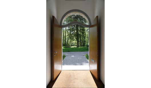 plush74 location art gallery berlin area germany 1 (1)