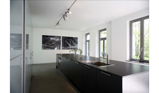 plush74 location art gallery berlin area germany 2 (1)