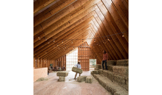 plush74 location film photo canada bc unique barn farm mountain view 4