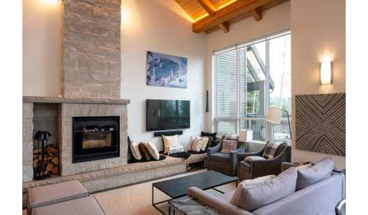 plush74 location film photo event canada bc unique villa whistler mountain 6