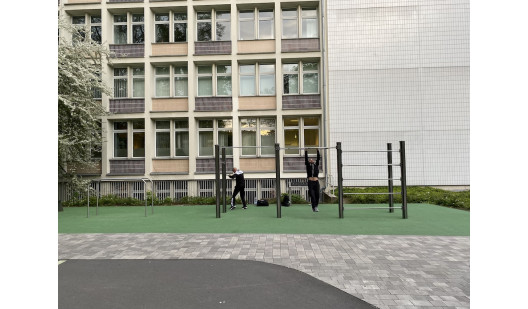 plush74 location photo film event berlin germany calisthenics