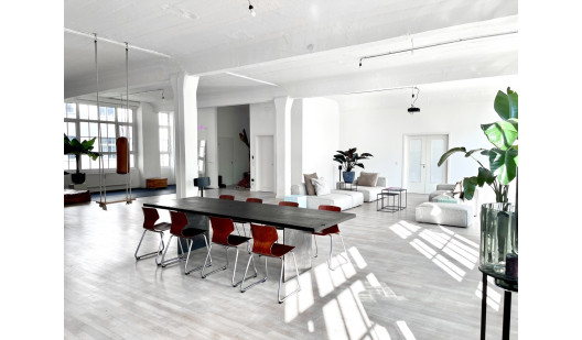 plush74 location photo film event germany berlin loft studio 8