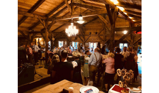 plush74 location photo film event location scouting wood chalet berlin3 (1)