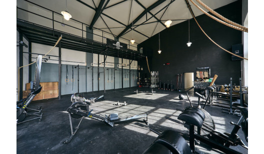 plush74 location photo film event rental germany berlin sports gym 4