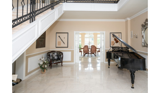 plush74 location photo film event villa spacious white luxurious deisign1